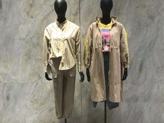 -URBAN REVIVO(上海中庚漫游城店)