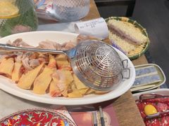 -尚尚仙·酸汤猪手·猪肚鸡火锅(华联万柳购物中心店)