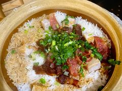 -洪氏嗨捞·广东猪肚鸡·椰子鸡火锅(西咸万象城店)