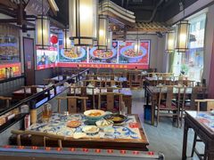 -川流不息·地道川菜·小龙虾(新松江路店)