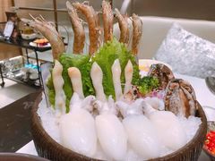 -红鼎豆捞·非遗鲍皇汤火锅(宝丰路店)