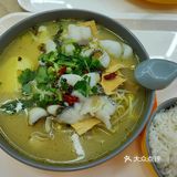 东二楼菜品价格在15元以下