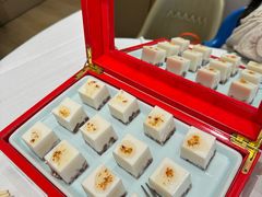 -品海楼·大连海胆锅贴馆(东港店)