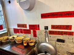 -柳州肥姨妈大骨螺蛳粉(东靖路店)