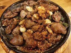 -老东镇啤酒屋海鲜加工·蒸汽海鲜·海鲜烧烤(台东店)