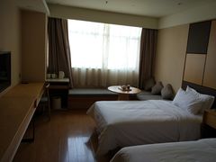 -全季酒店(成都春熙路IFS国金中心店)