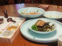 -老滇山寨•云南特色菜•地方菜•民族风情歌舞表演(金碧店)