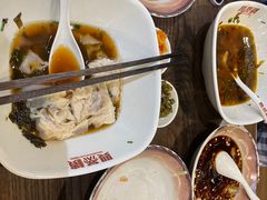 -双燕楼·手工馄饨·汤面小吃(世纪汇店)