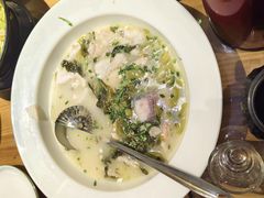 -严记小天府酸菜鱼(西四路店)