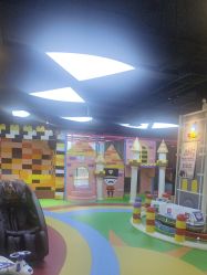 -宝贝渡口儿童游乐园(香炉礁山姆店)