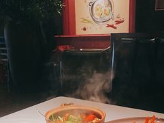 -八府香鸭·啫啫煲(华山路店)