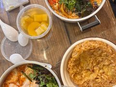 -丽丽三鲜螺蛳粉(田林路店)