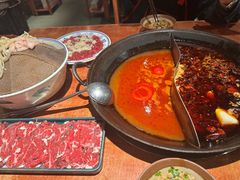 -周小明火锅(黑金冠社区店)