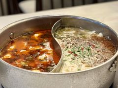 酸菜黑鱼鸳鸯小锅-德林酸菜鱼火锅(南丹店)