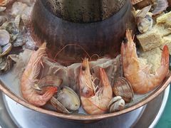 -一口猪海鲜浑锅·东北家常菜