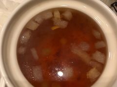 川贝雪梨炖桃胶-湖庭壹品鸭王·传统北京烤鸭·别墅私房菜·庭院宵夜(江宁店)