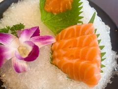 三文鱼-东海怡品海鲜豆捞(舟宿夜江店)