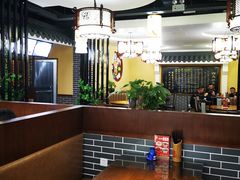 卡座-何氏排骨(左家塘店)