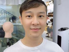 -LAQUEEN 时尚健康假发(万象城总店)