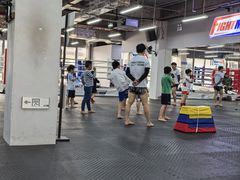 -FIGHTMAN格斗俱乐部(长宁临空店)