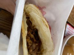 肉夹馍-李先生牛肉面大王(北京站售票厅餐厅)
