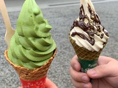 -豆政(金閣寺境内売店)