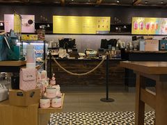 -星巴克臻选(青岛麦凯乐分店)
