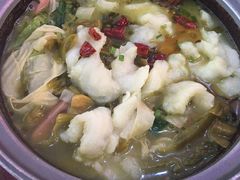 -周鱼小馆石锅酸菜鱼(活力汇店)