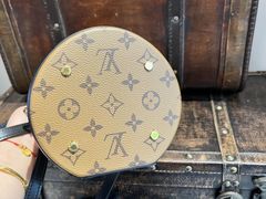 -小飞侠奢侈品回收 寄卖 养护(宝山宝龙广场店)