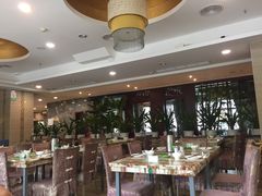 大堂-椿记烧鹅(叠彩店)