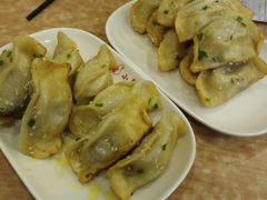 -小姜锅贴(凤凰街店)