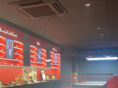 -肆兮眼镜·蔡司·徕卡战略合作店(大坪店)