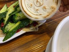 白吉馍-果渊斋老米家泡馍馆(大雁塔店)