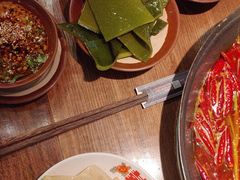 -巴卤社老火锅(财富店)