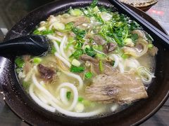 -陈记贵州遵义羊肉粉·酸汤鱼(法华镇路店)