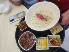 四碟捞面-奥华餐厅·老张记(台基厂店)