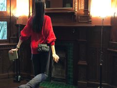 -Nathalie Djurberg与Hans Berg“牛皮纸包裹的月亮”-Prada荣宅当季展览