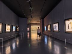 -罗红摄影艺术馆