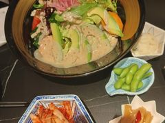 -山川小町·极番烧肉(新地假日广场店)