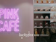 店内环境-Dior迪奥(上海世茂广场店)
