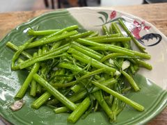 -Kat's Kitchen