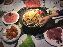 -二荆条·蜀鲜汇城市森林火锅