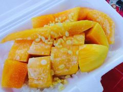 -芒果糯米饭摊子