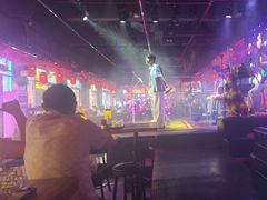-喜鹊音乐酒馆(西街店)