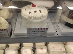-红宝石·鲜奶小方·海派西点房(金杨店)