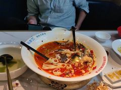 -坛宗剁椒鱼头(河西王府井店)