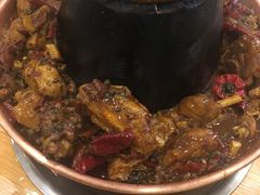 -超越炭火牛蛙火锅鸡(河东店)
