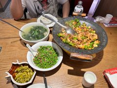 -聚鑫朋酸菜肥肠(文艺路口店)