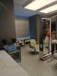 -PE SALON
