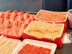 -渝水岸·鲜货火锅(新村7店)